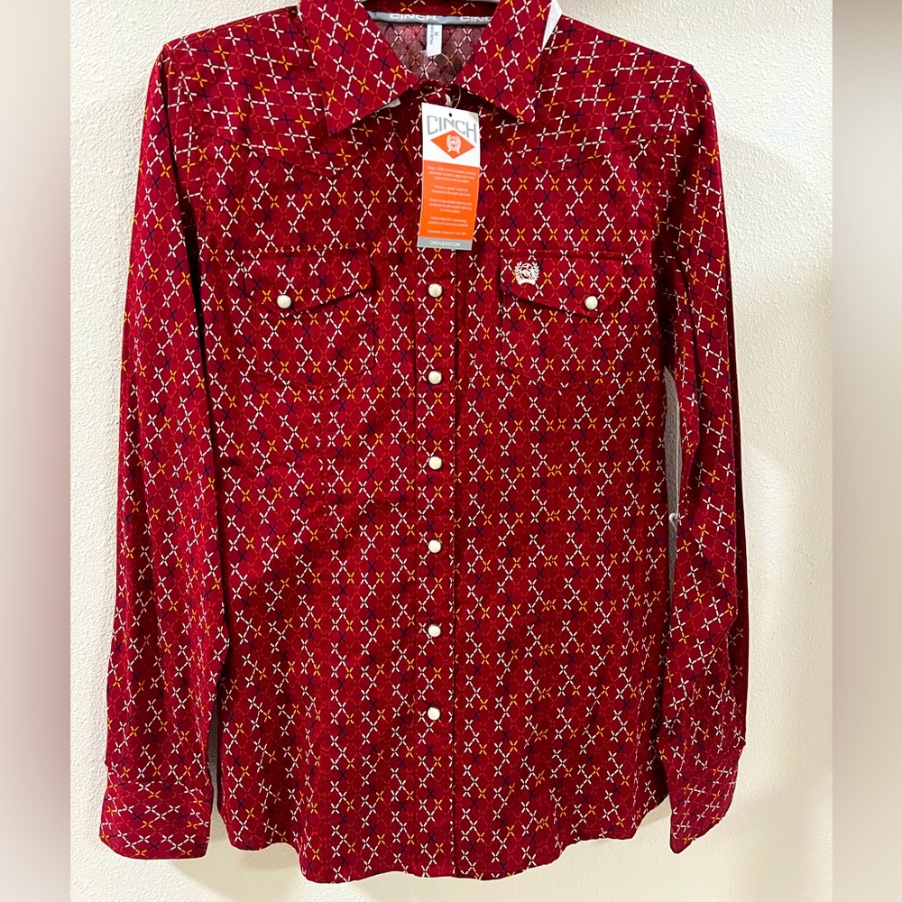 CINCH WOMENS BUTTON DOWN SIZE M NWT